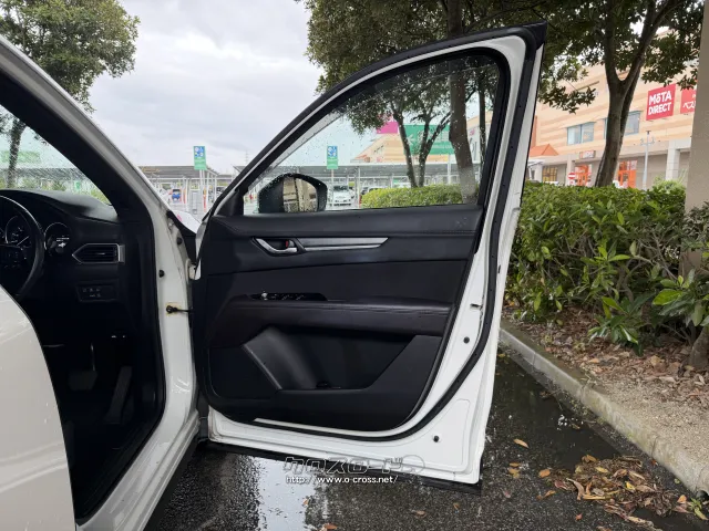 マツダ CX-8
