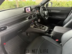 マツダ CX-8