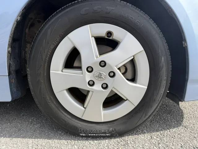 トヨタ プリウス