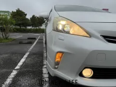 トヨタ プリウスα