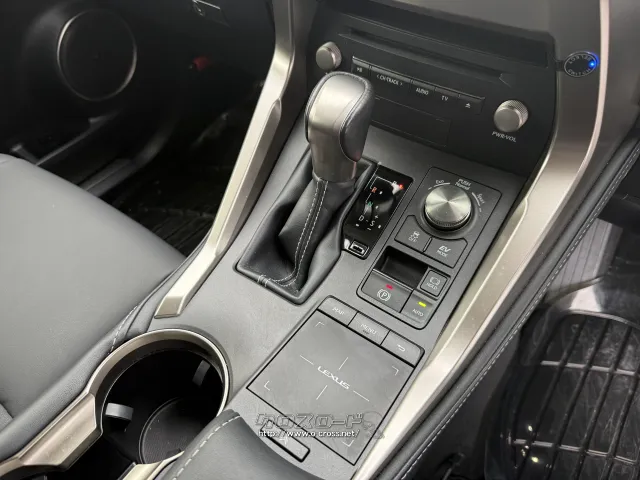 レクサス NX
