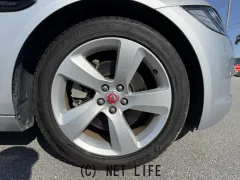 ジャガー XF