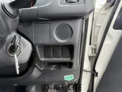 トヨタ ハイエースバン