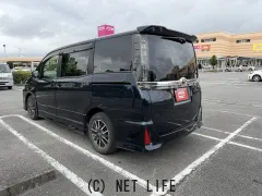 トヨタ ヴォクシー