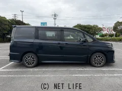 トヨタ ヴォクシー