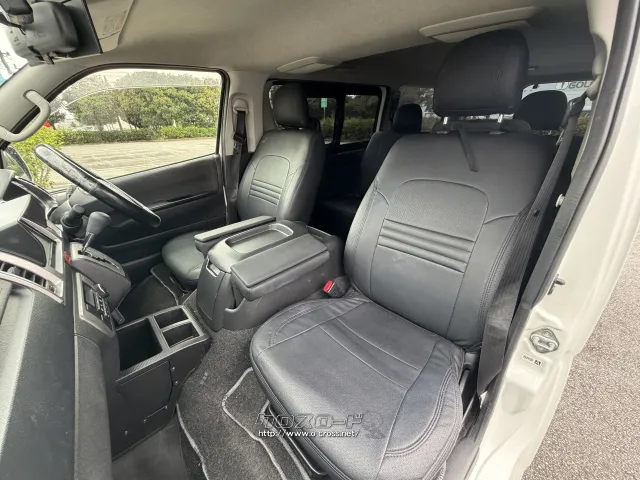 トヨタ ハイエースバン