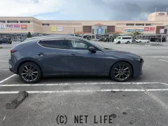 マツダ MAZDA3ファストバック