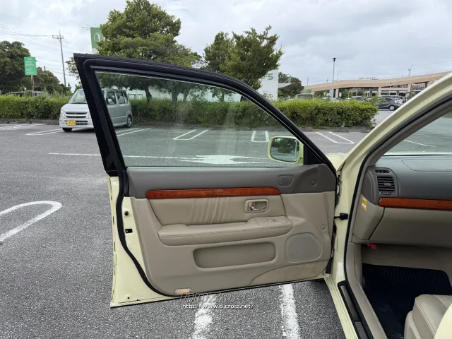 トヨタ プログレ