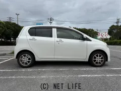 ダイハツ ミライース