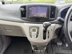 ダイハツ ミライース