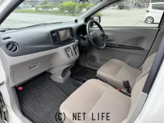 ダイハツ ミライース