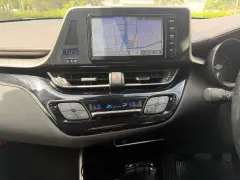 トヨタ C-HR