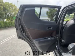 トヨタ C-HR
