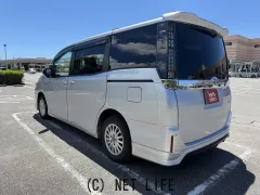 トヨタ ヴォクシー