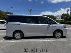 トヨタ ヴォクシー