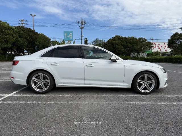 アウディ A4