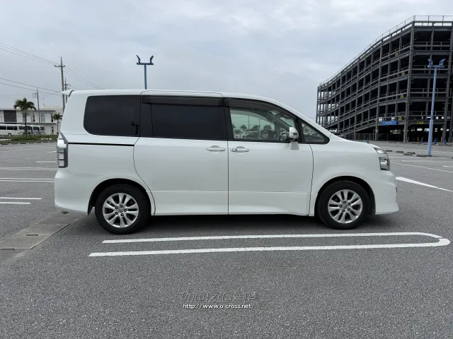 トヨタ ヴォクシー