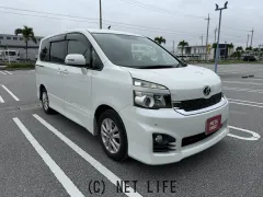 トヨタ ヴォクシー