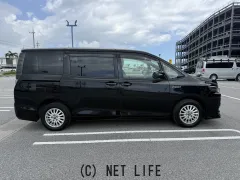 トヨタ ヴォクシー
