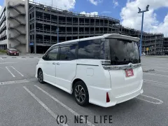 トヨタ ヴォクシー