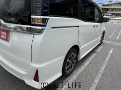 トヨタ ヴォクシー