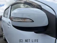 ダイハツ ミライース