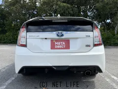 トヨタ プリウス