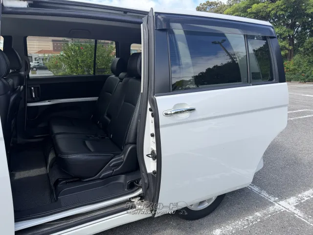 トヨタ アイシス
