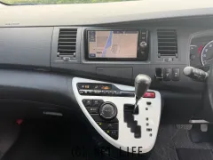 トヨタ アイシス