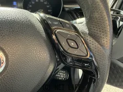 トヨタ C-HR