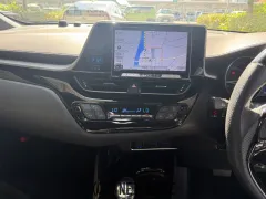 トヨタ C-HR