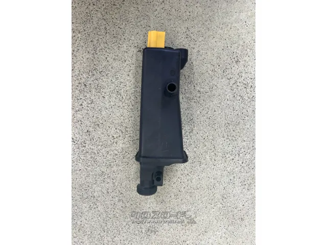 過給器系 ウォッシャー液タンク