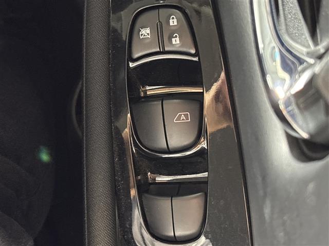 日産 リーフ