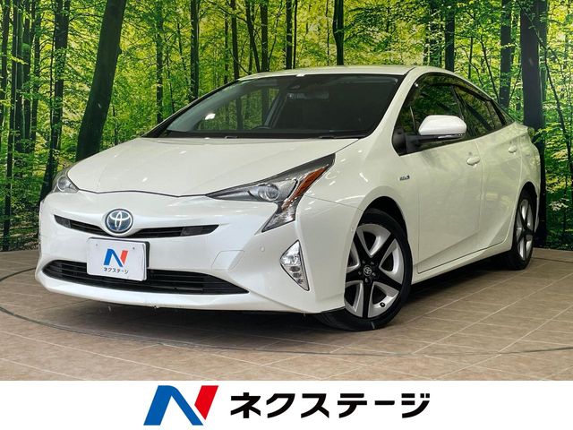 トヨタ プリウス