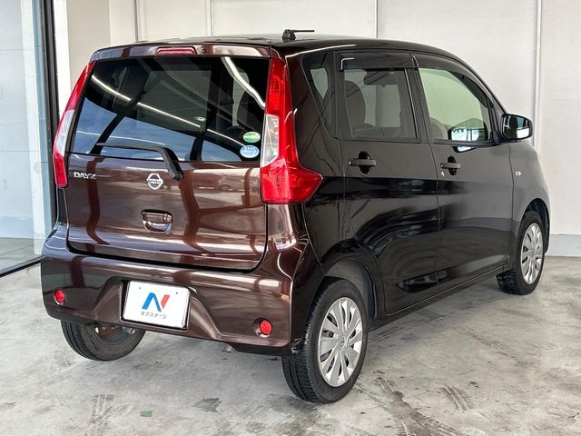 日産 デイズ