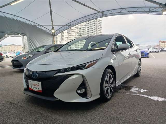 トヨタ プリウスPHV