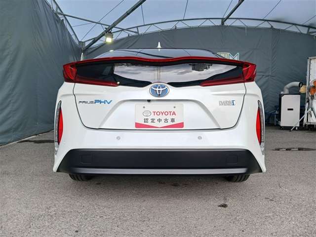トヨタ プリウスPHV