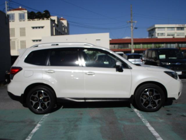 スバル フォレスター