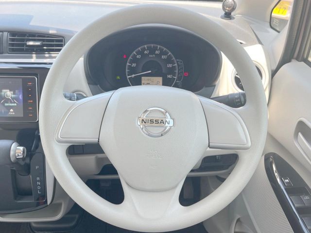 日産 デイズ