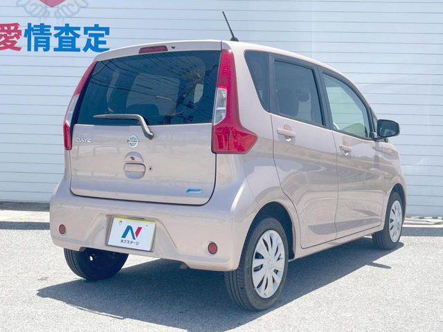 日産 デイズ