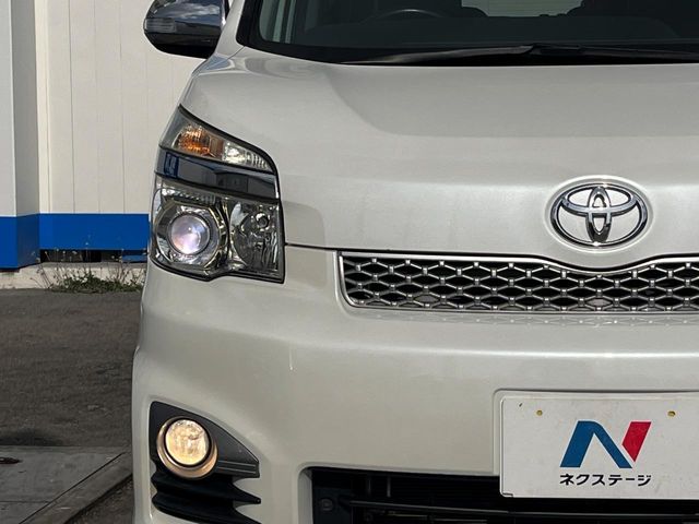 トヨタ ヴォクシー