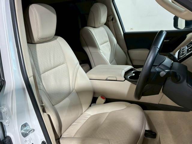 トヨタ ランドクルーザー300