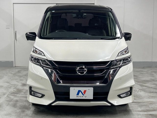 日産 セレナ