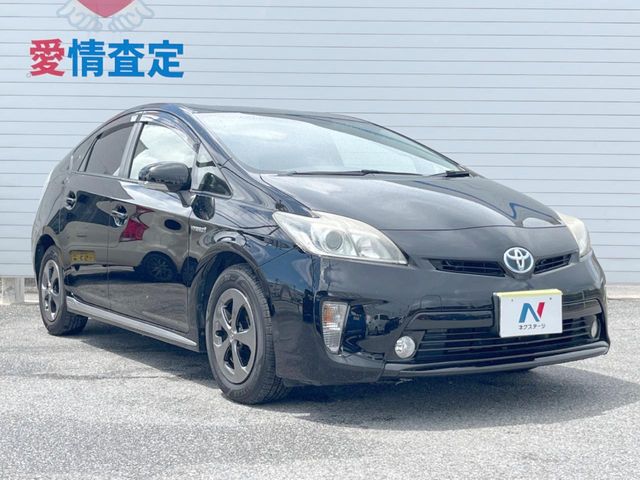 トヨタ プリウス