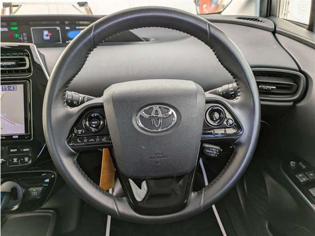 トヨタ プリウス