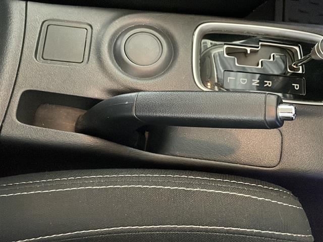 三菱 アウトランダー