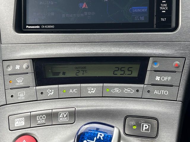 トヨタ プリウス