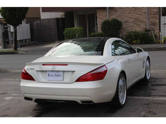 メルセデス・ベンツ SLクラス