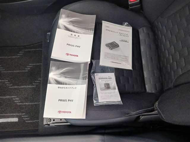 トヨタ プリウスPHV