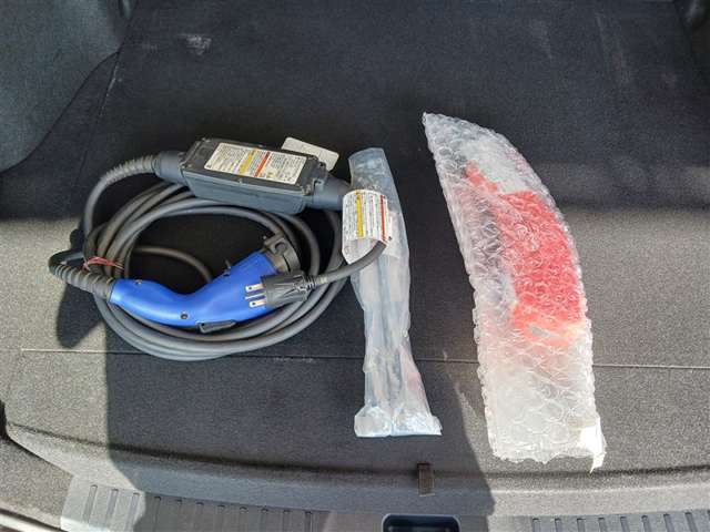 トヨタ プリウスPHV